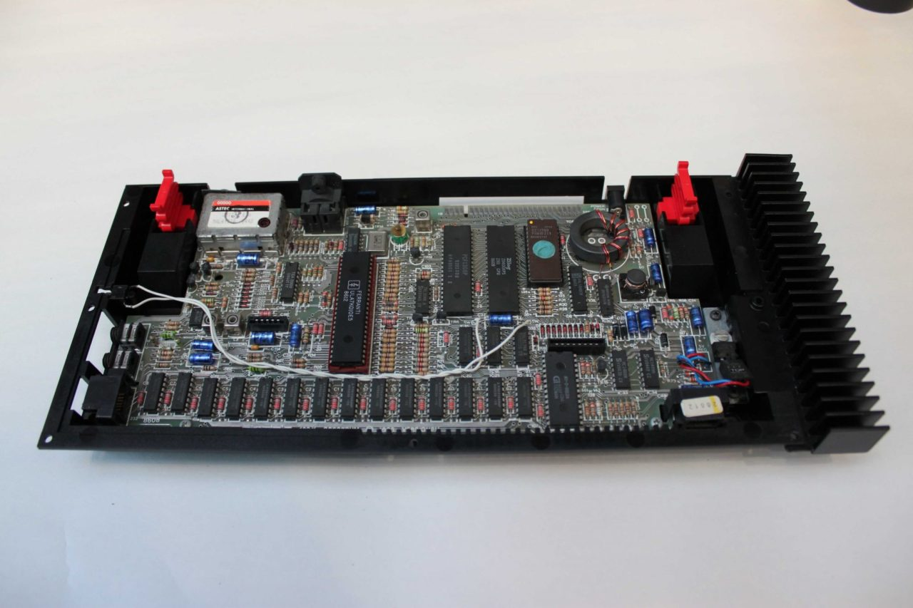 書庫 Case dedicated to the ZX Spectrum clone, Harlequin 128